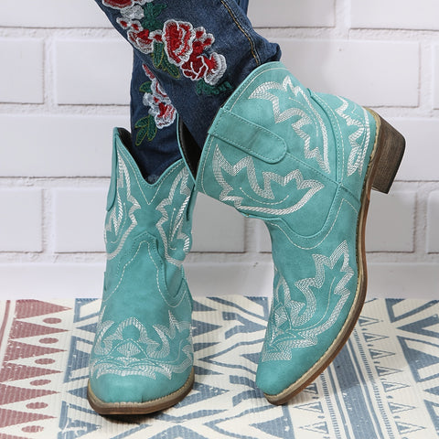 Trendy Cowgirl Floral Mid Heel Boots