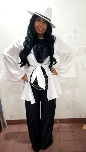 Women Beautifully made Black and White Pants Set