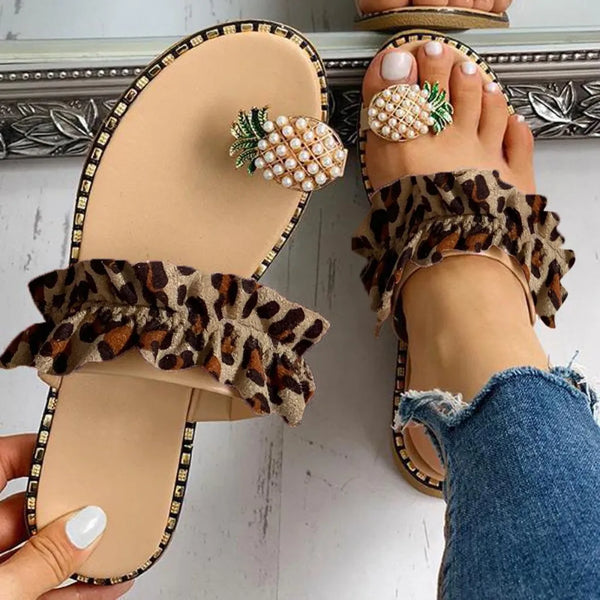 Trendy Pineapple Pearl Flat Sandals