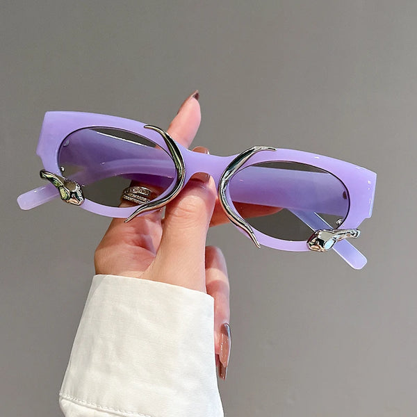 Trendy Cat Eye Round Snake Wrapped Sunglasses