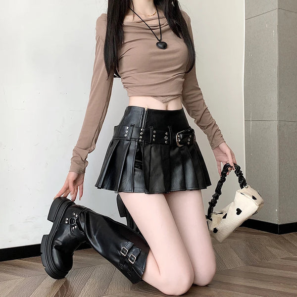 Trendy Gothic Style Pleated Black Leather Mini Skirt