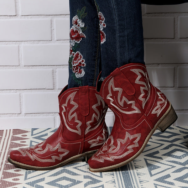 Trendy Cowgirl Floral Mid Heel Boots