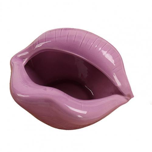 Trendy Stoner Ceramic Lip Ashtray - TrendsetterbyTracy Boutique
