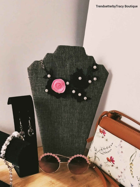 Trendy Pink Rose Floral Necklace Set.
