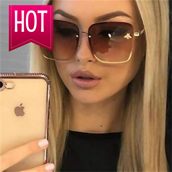 Trendy Oversized Rimless Square Sunglasses - TrendsetterbyTracy Boutique