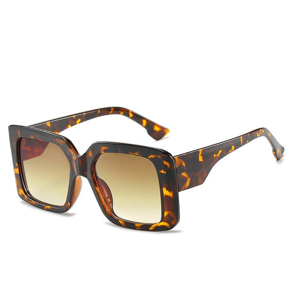 Trendy Big Frame Retro Square Sunglasses - TrendsetterbyTracy Boutique