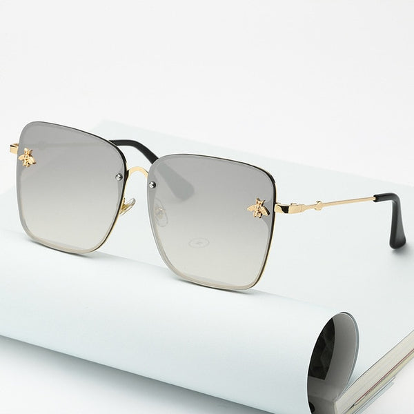 Trendy Oversized Rimless Square Sunglasses - TrendsetterbyTracy Boutique